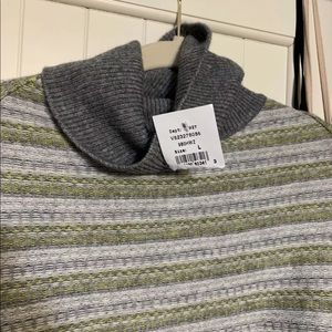 Vince fairisle turtleneck sweater large NWT